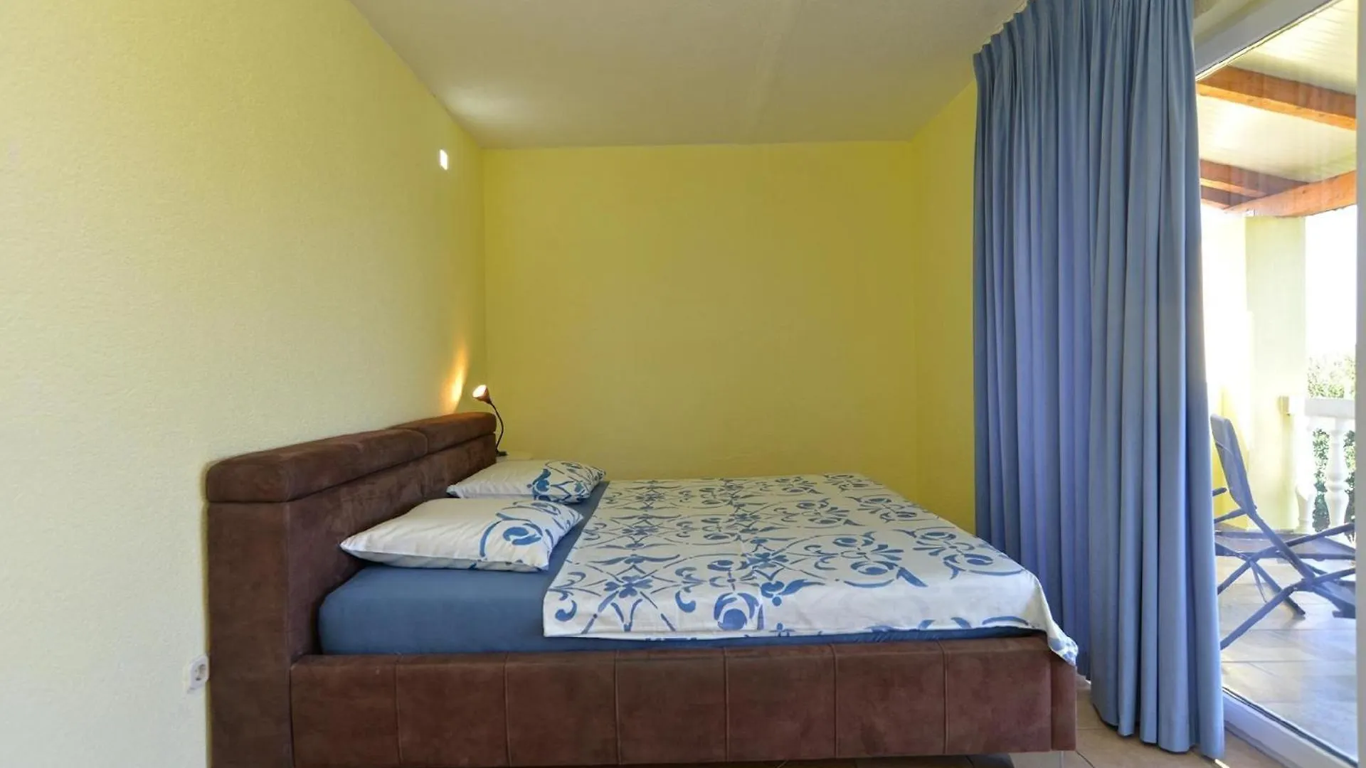 Apartment Ferienwohnung Fuer 5 Personen Ca 60 Qm In Stinjan, Istrien Istrische Riviera Croatia