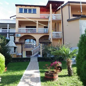 Apartament Zdravko, Štinjan